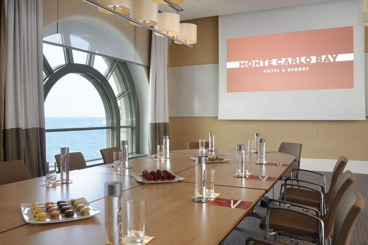 Monte-Carlo Bay Hotel & Resort 34/50