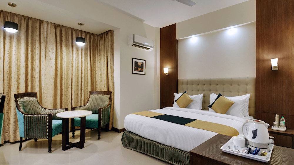The Pamposh New Delhi 18/49