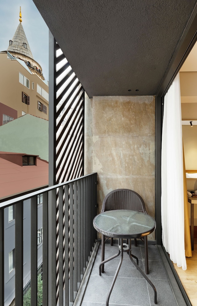Galata Rasso Boutique Hotel 25/35