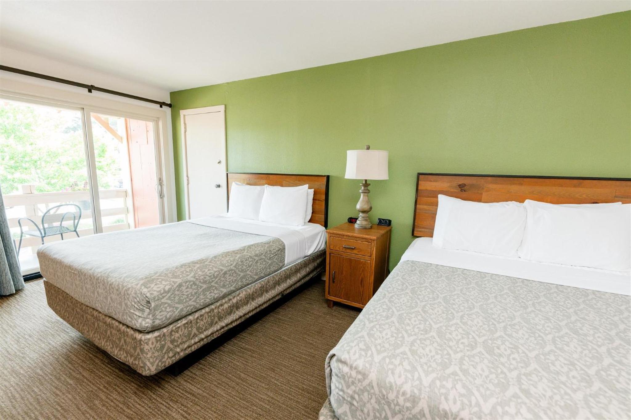 Brown County Inn 16/50