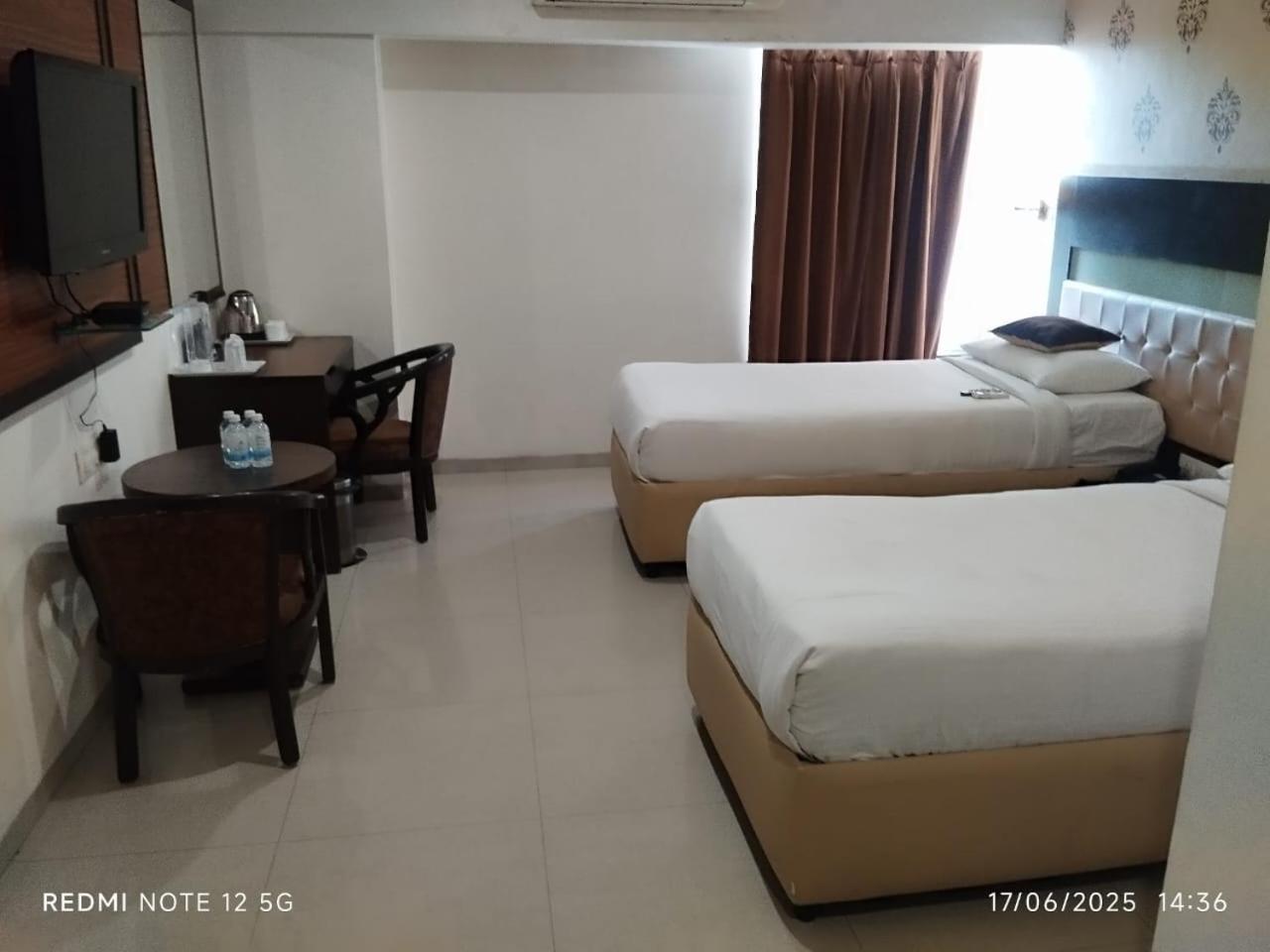 HOTEL SITARA GRAND LB NAGAR 13/26