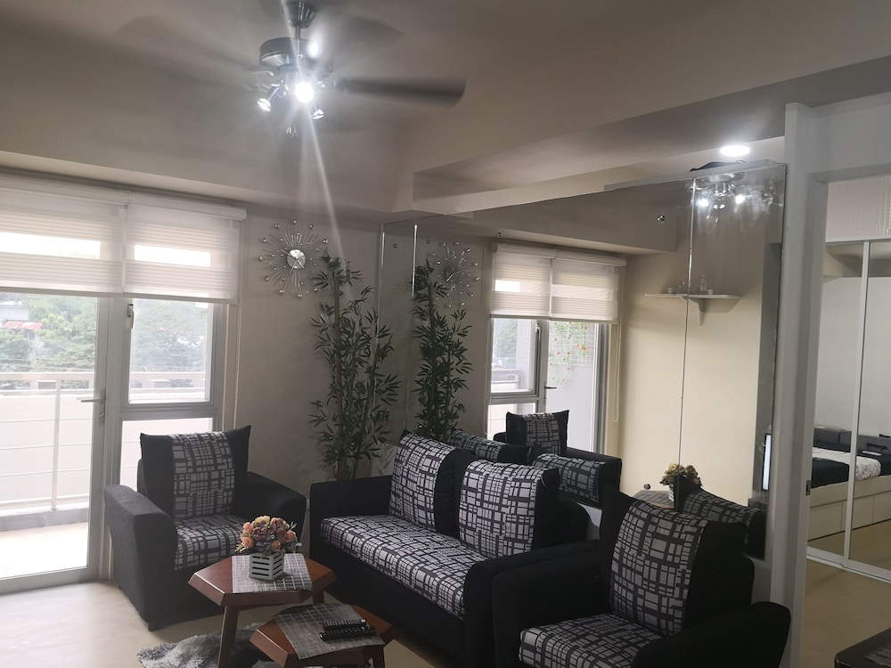 Centrio Tower Studio Unit 35/54