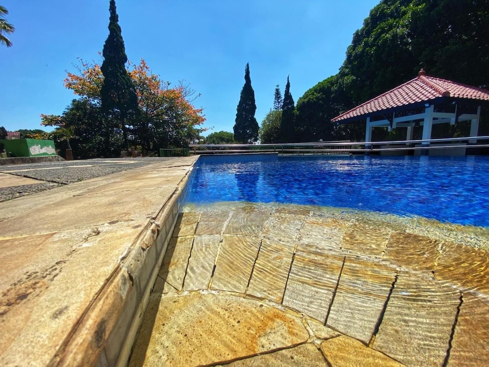 Grand Whiz Hotel Bromo 30/60