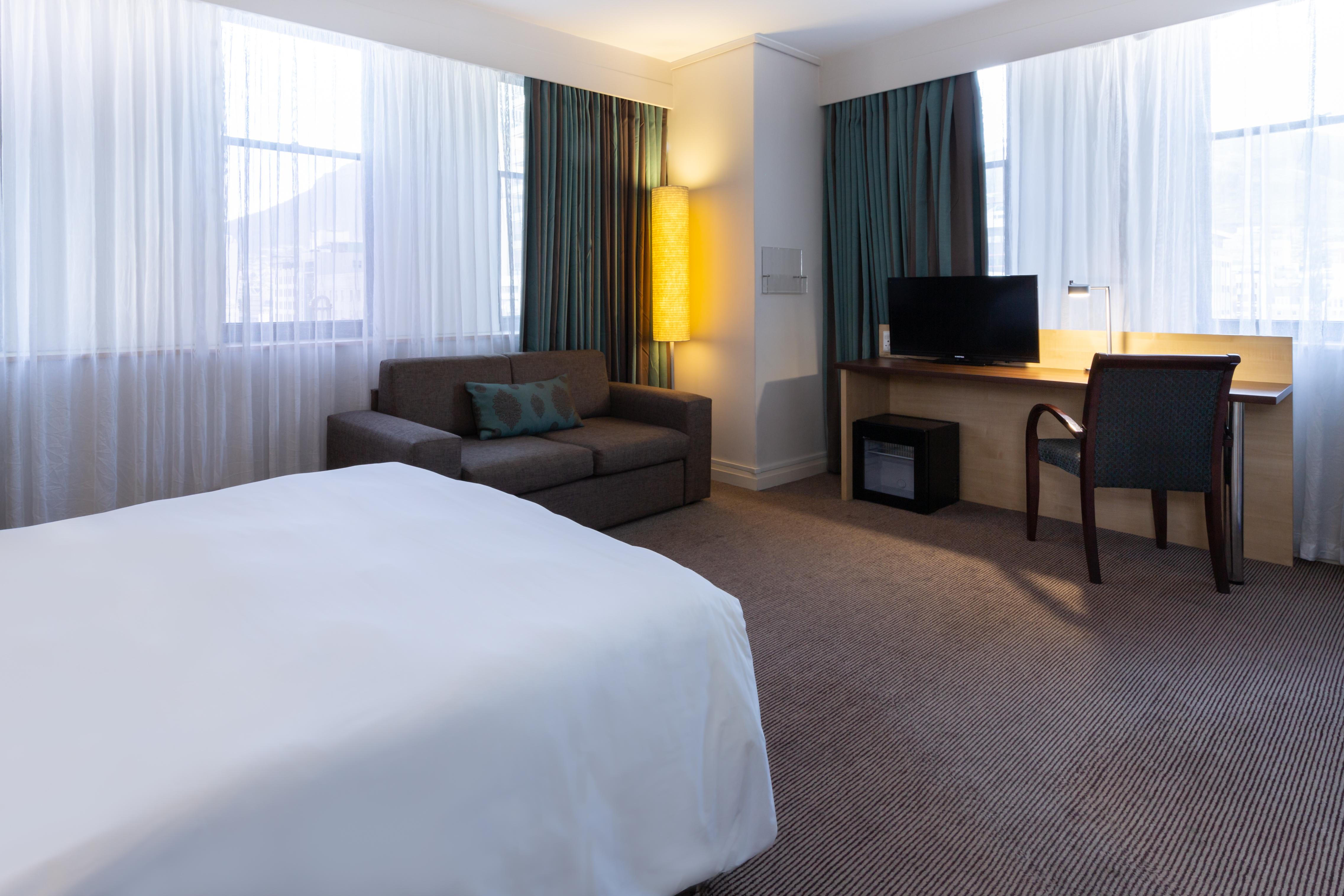 غرفة قياسية ثلاثية للمدخنين