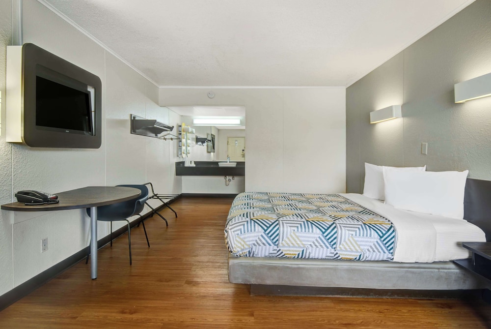 Motel6 Lima, OH 15/56