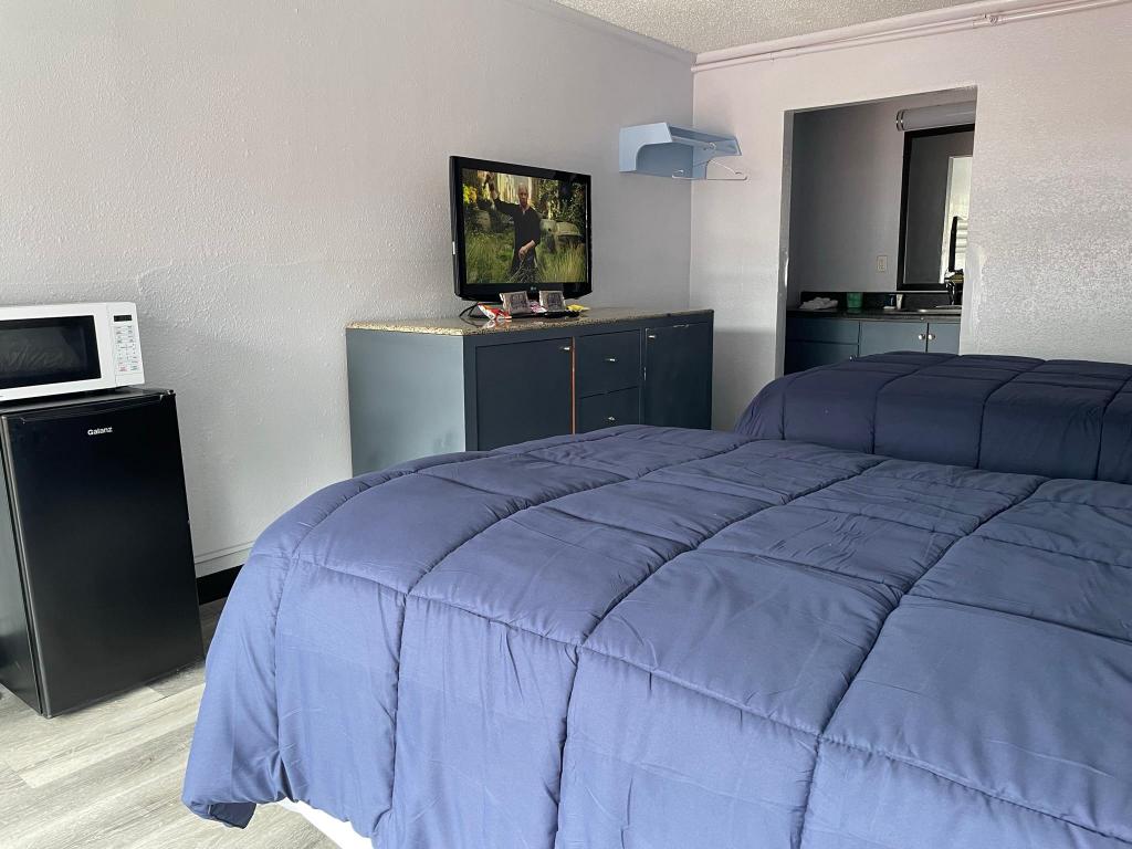 Budgetel Inn and Suites 8/20