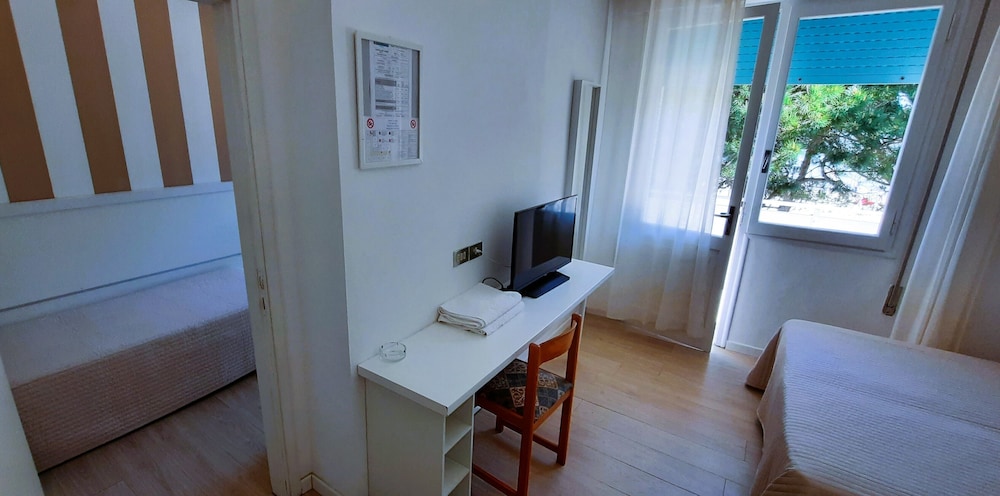HOTEL PARIOLI 7/42