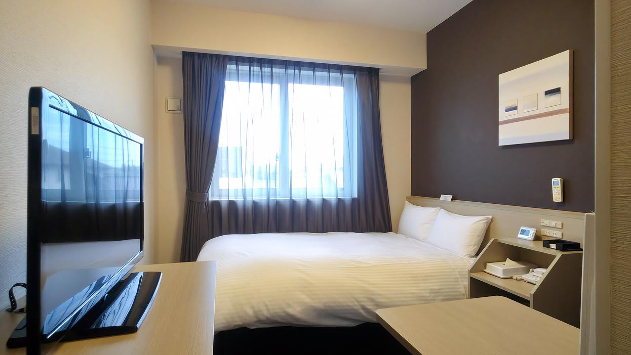 Room, Semi Double Bed, Bathtub, West Wing