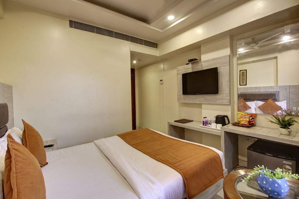 Hotel Shanti Plaza 32/50