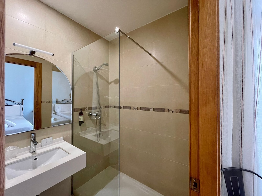 Hostal Balcon Al Mar 55/63