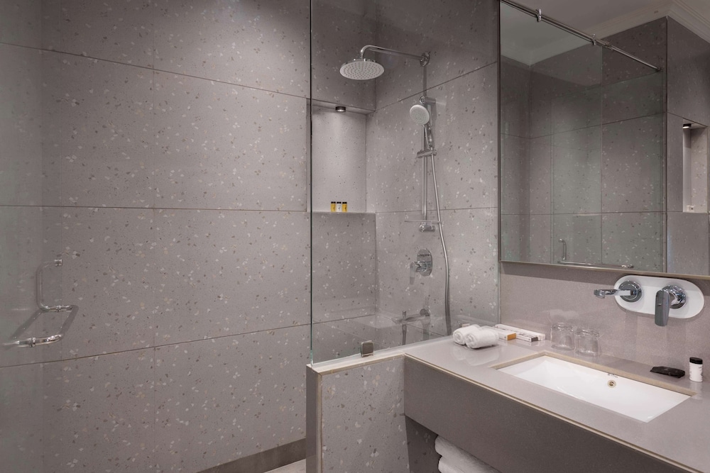 Jasraj Palace Yavatmal Hotel, a member of Radisson Individuals 21/24