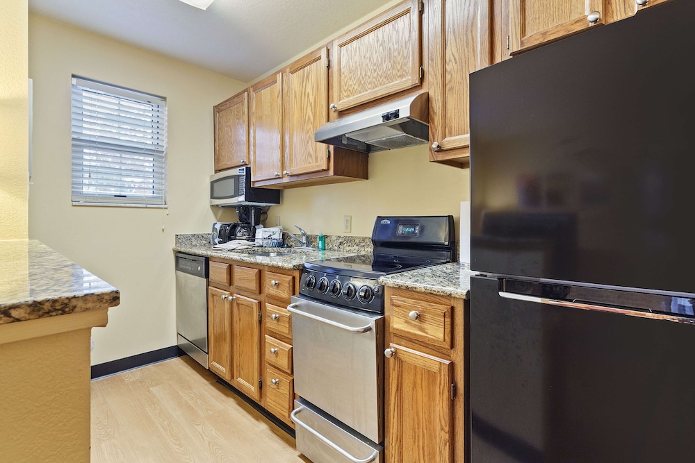 Extended Stay America Suites Newport News Yorktown 43/53