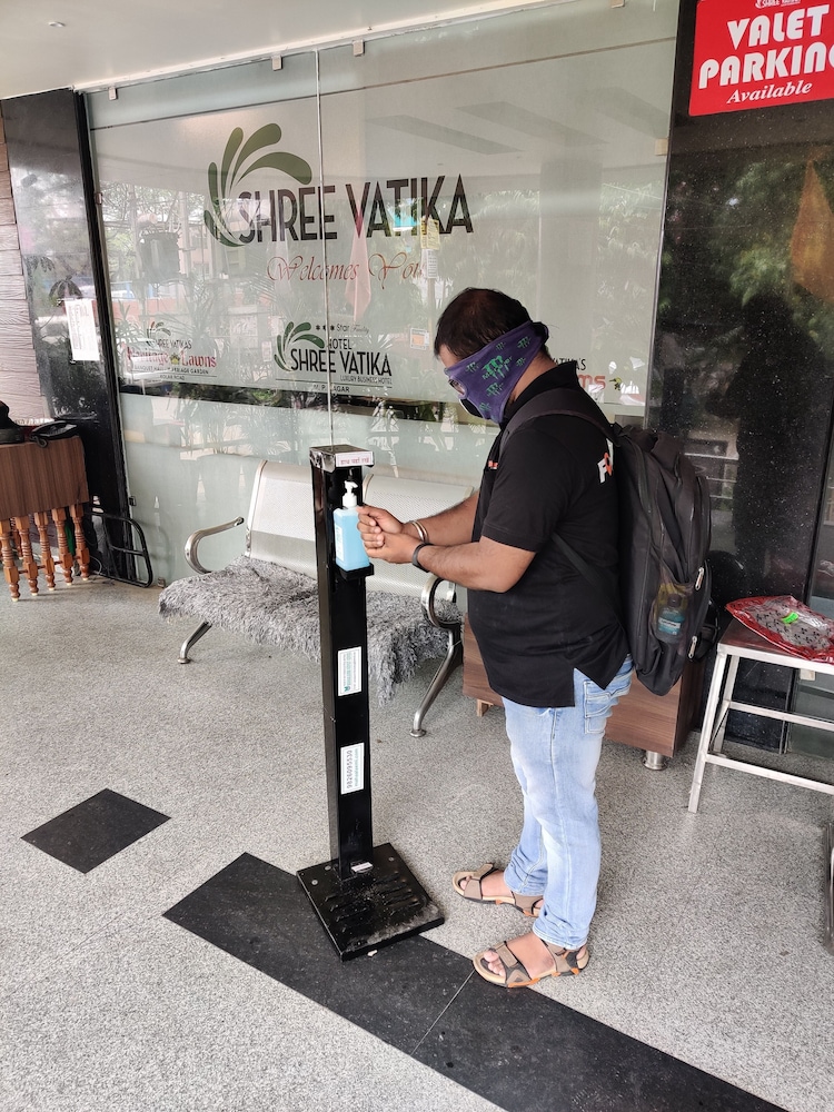 Hotel Shree Vatika 8/27