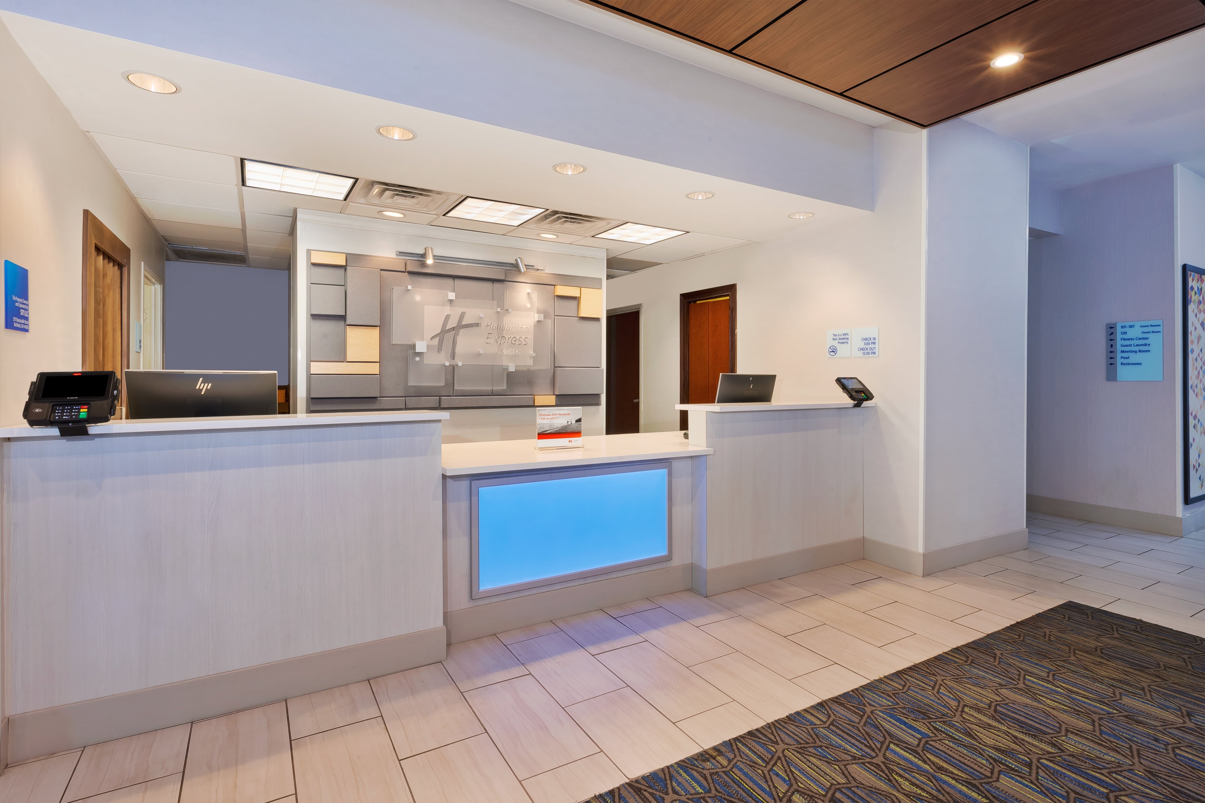 Holiday Inn Express Hotel & Suites Cleveland-Richfield 5/59