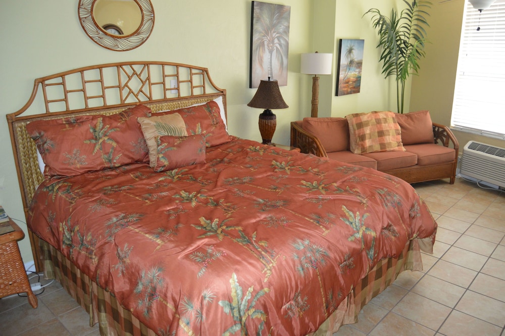 Fountain Beach Resort 24/36