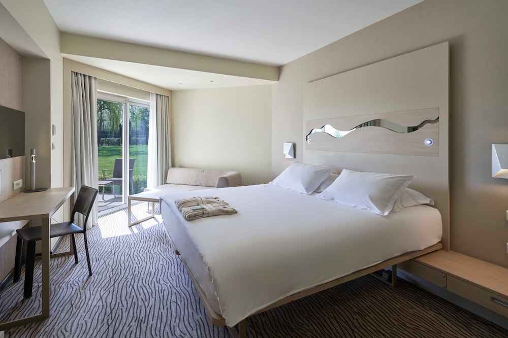 Richmond Nua Wellness-Spa 14/66