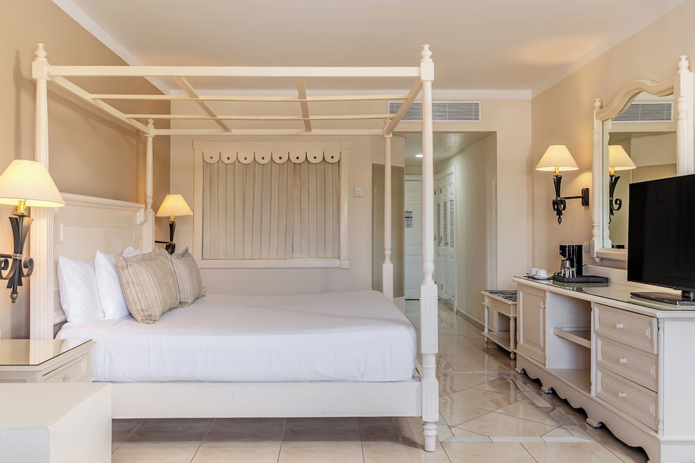 Bahia Principe Escape Aquamarine - Adults Only 24/72