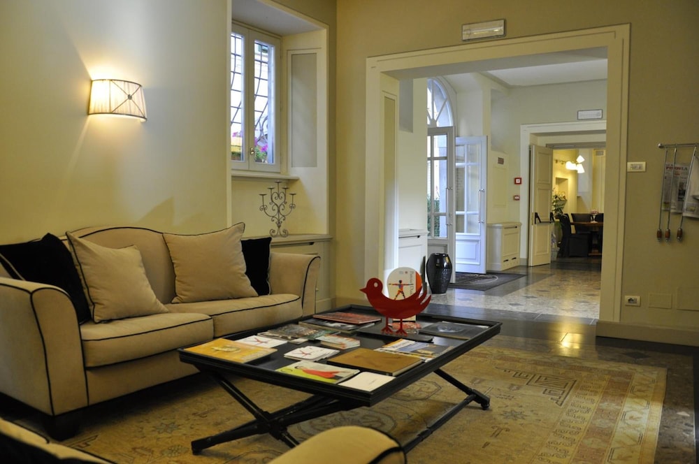 Hotel Patria Pistoia 32/50