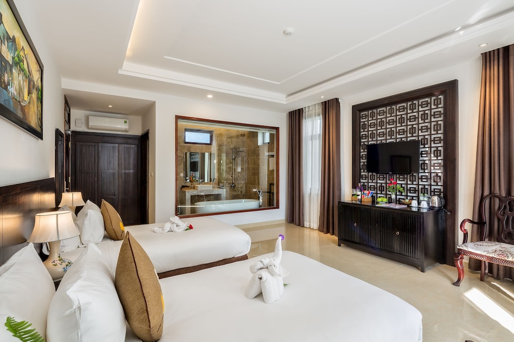 Emotion Villa Hoi An 16/70