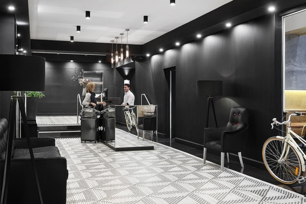 Punthill Flinders Lane 8/64