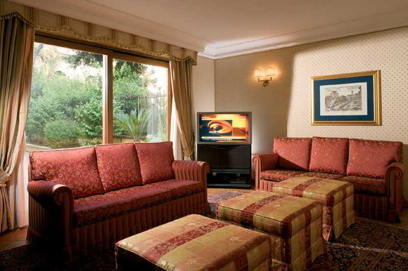 RELAIS PATRIZI HOTEL 30/50