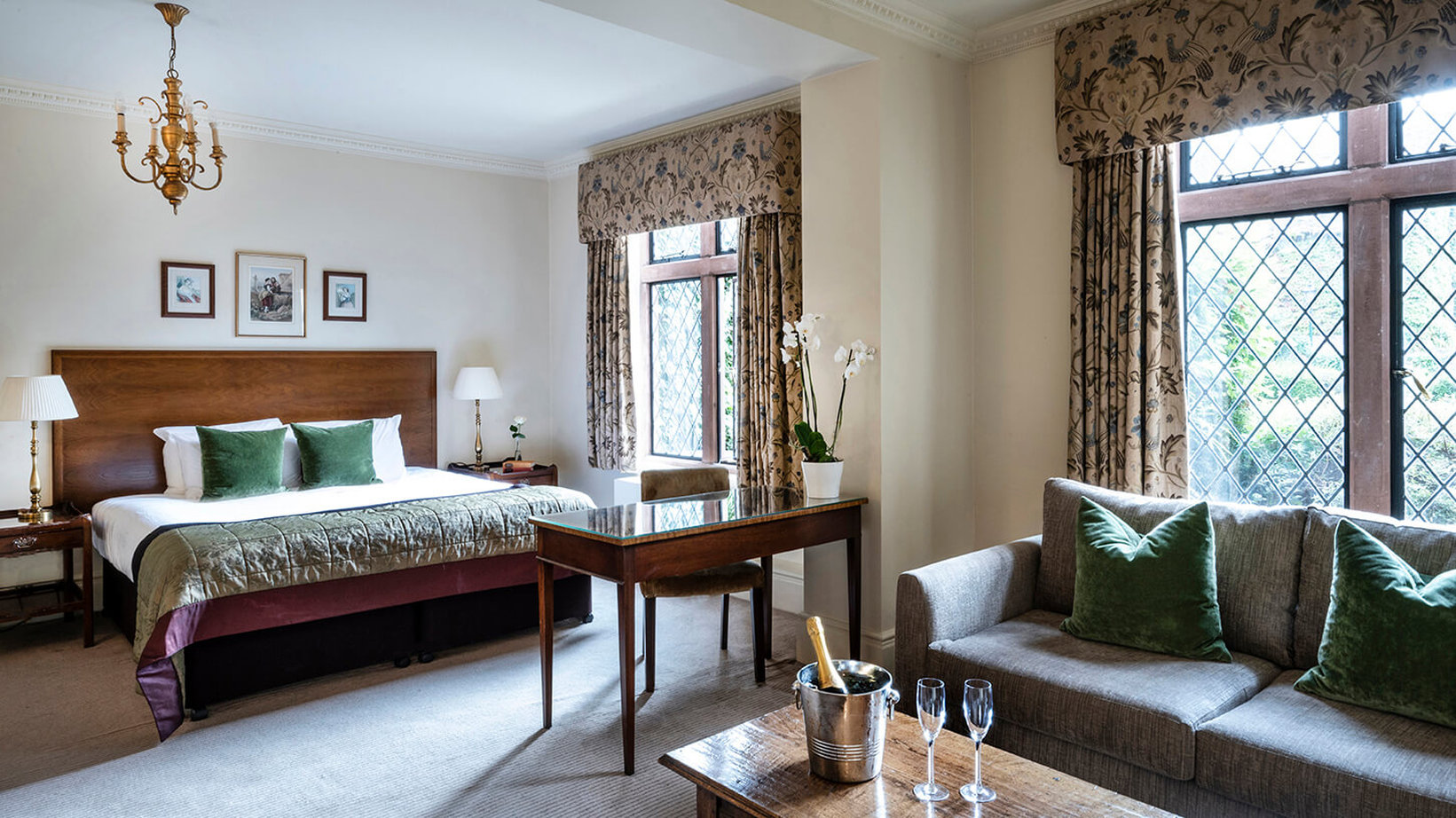 Deluxe, Double Bed