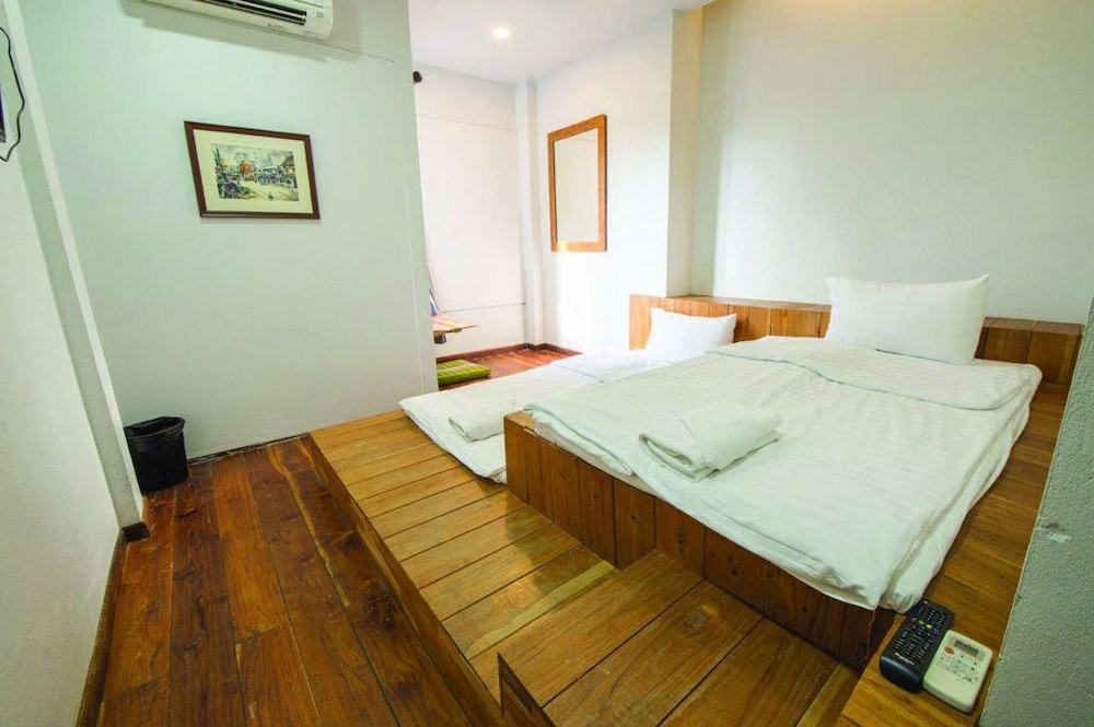 Sri Chiang Yeun House 51/69
