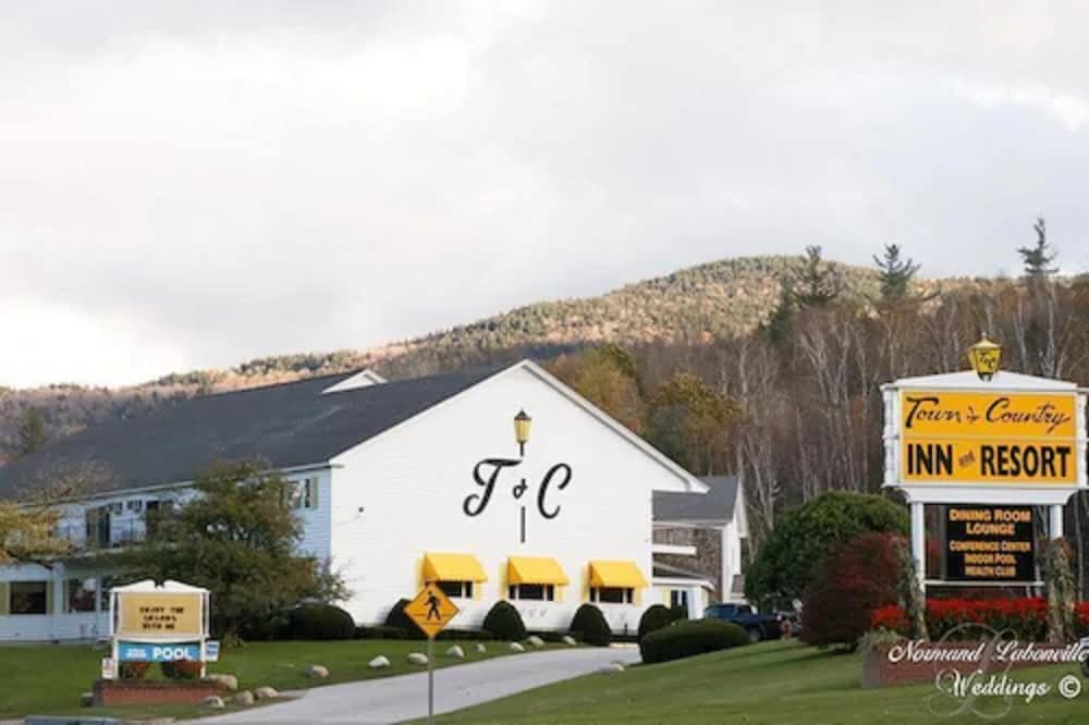 Town and Country Inn and Resort 1/50