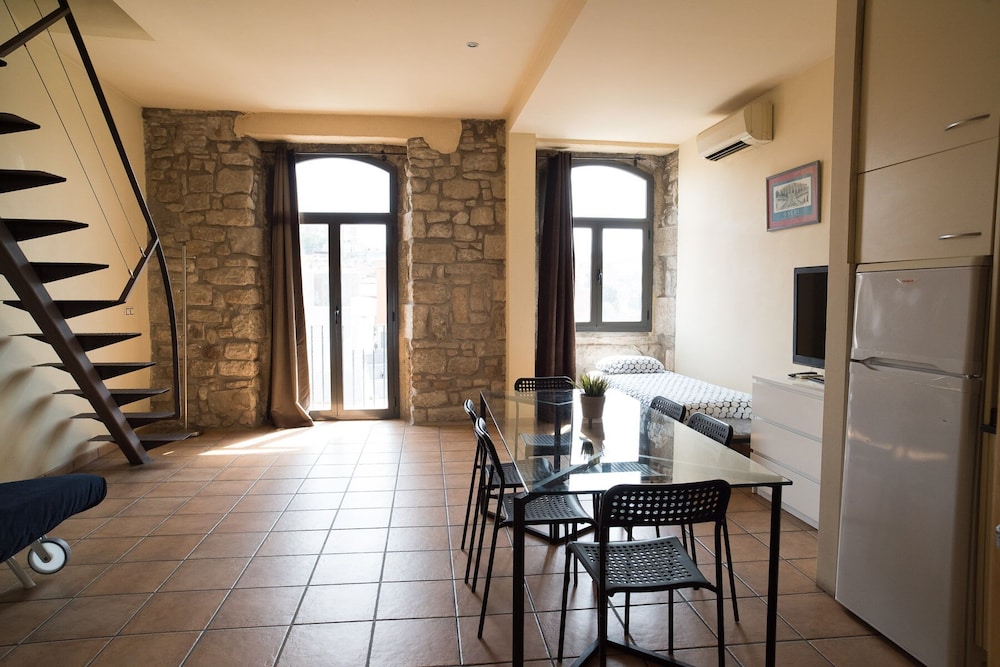 Urbi Apartments 24/43