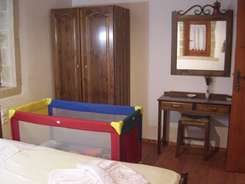 Patriko Traditional Residence 20/50