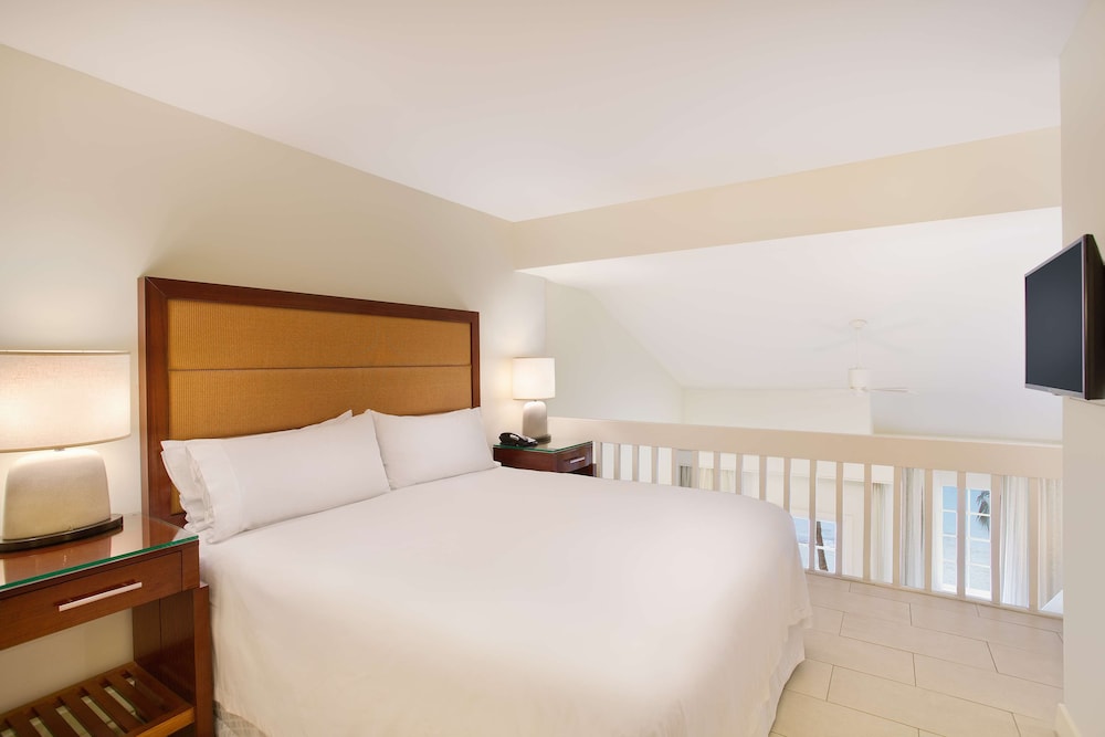 Casa Marina Key West, Curio Collection by Hilton 12/70