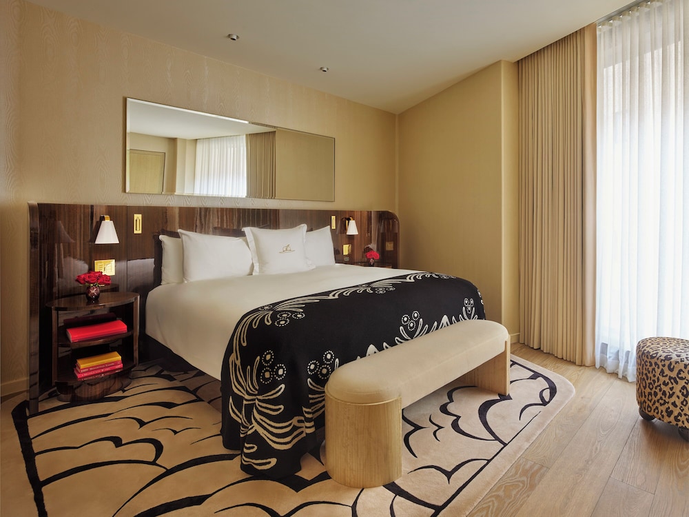 1 BEDROOM, CLASSIC, SUITE