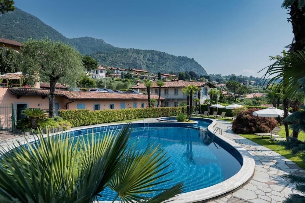 Albergo Villa Edy 43/50