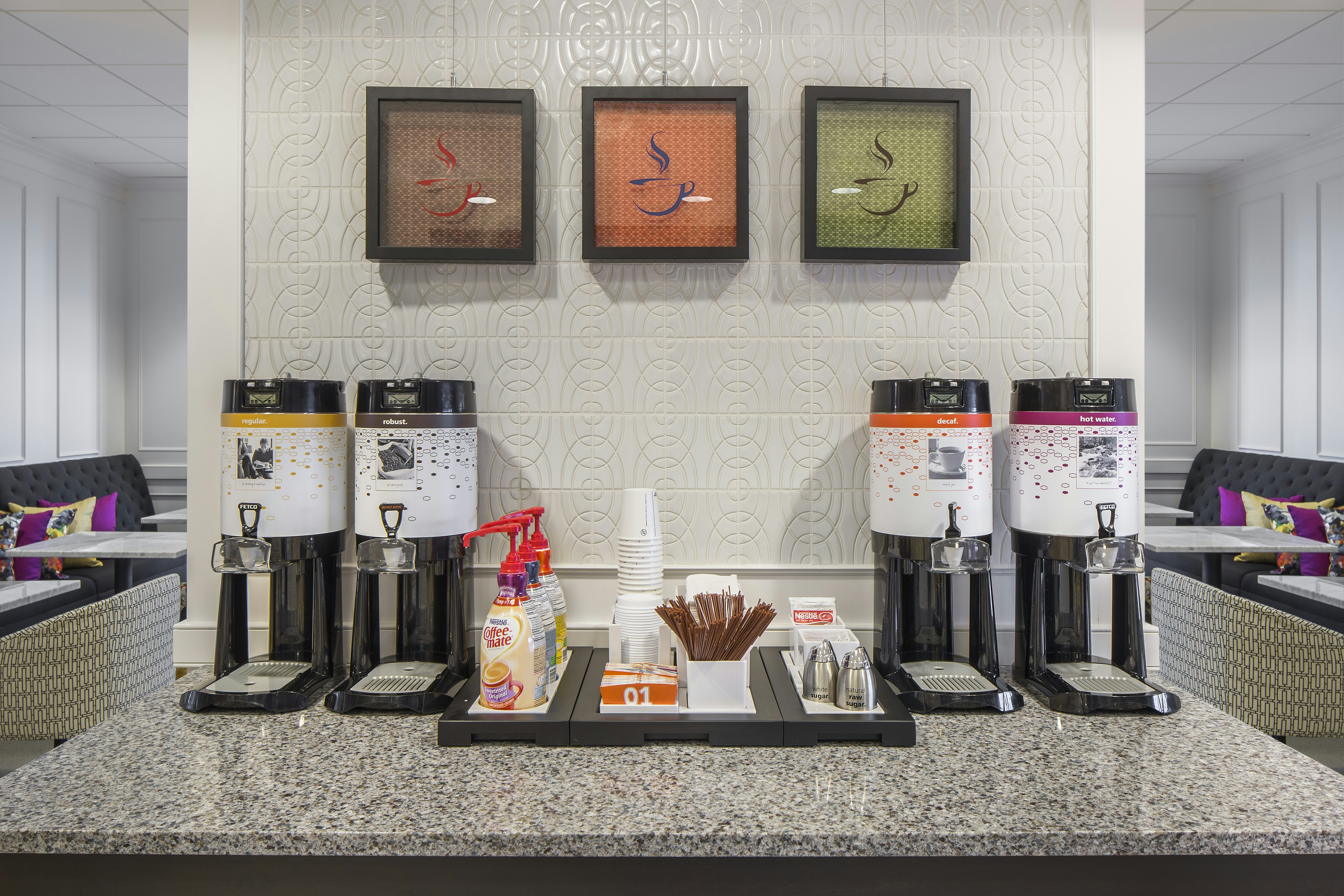 Hampton Inn & Suites Newport-Cincinnati 42/44
