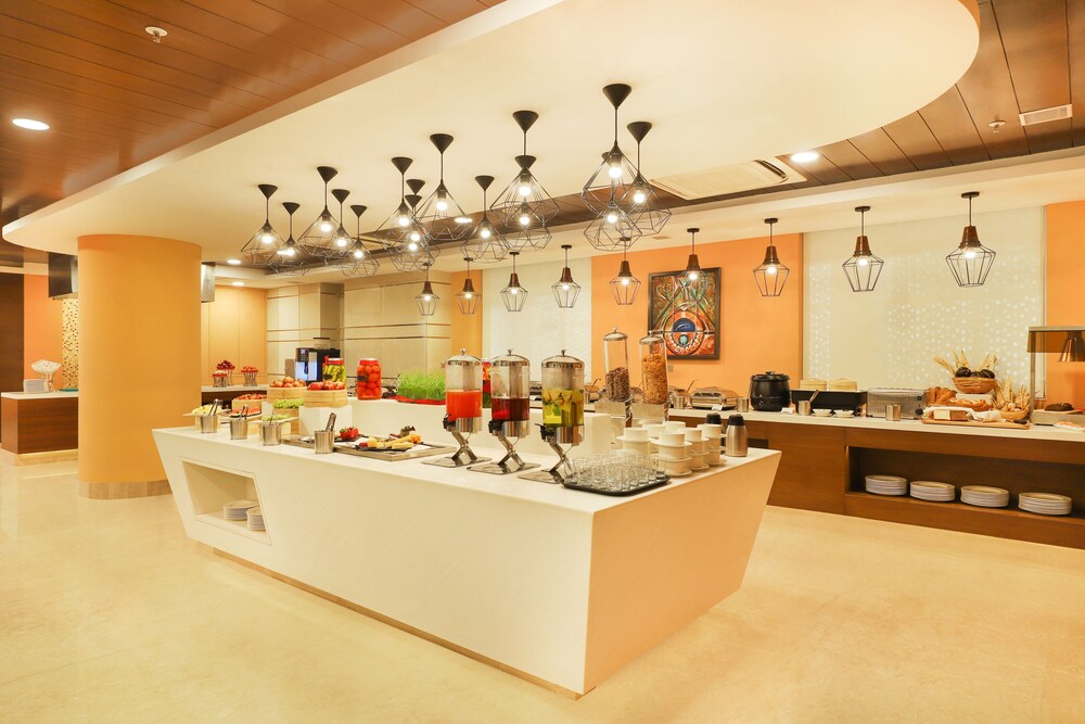 Lemon Tree Hotel Aligarh 7/25