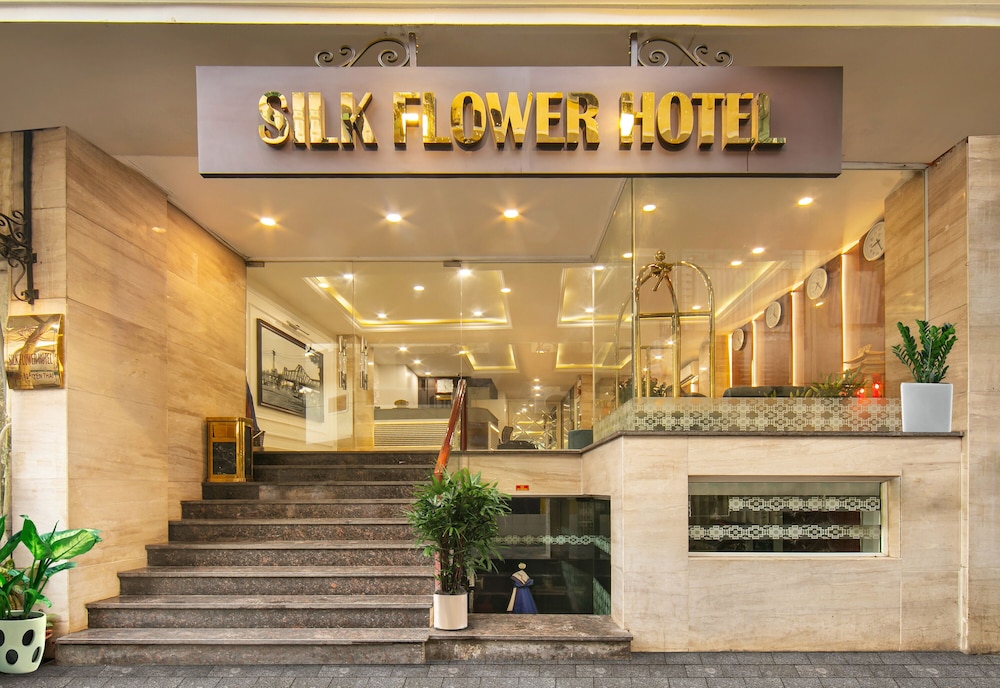 Serene Premier Hotel Ex Hanoi Serene Hotel 4/19