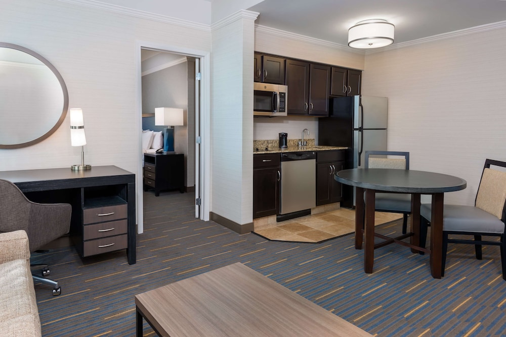 Hampton Inn And Suites Buffalo Downtown 44/52