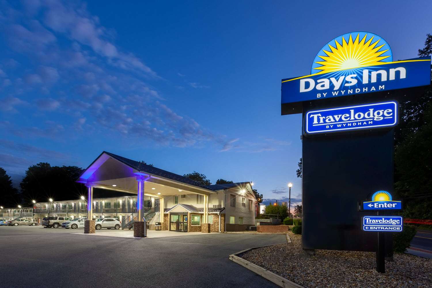 Days Inn by Wyndham Charles Town/Harpers Ferry 2/23