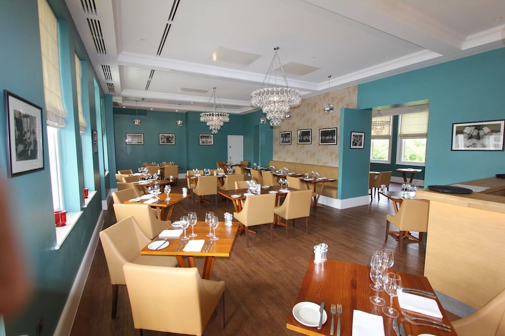 Yarrow Hotel 36/53