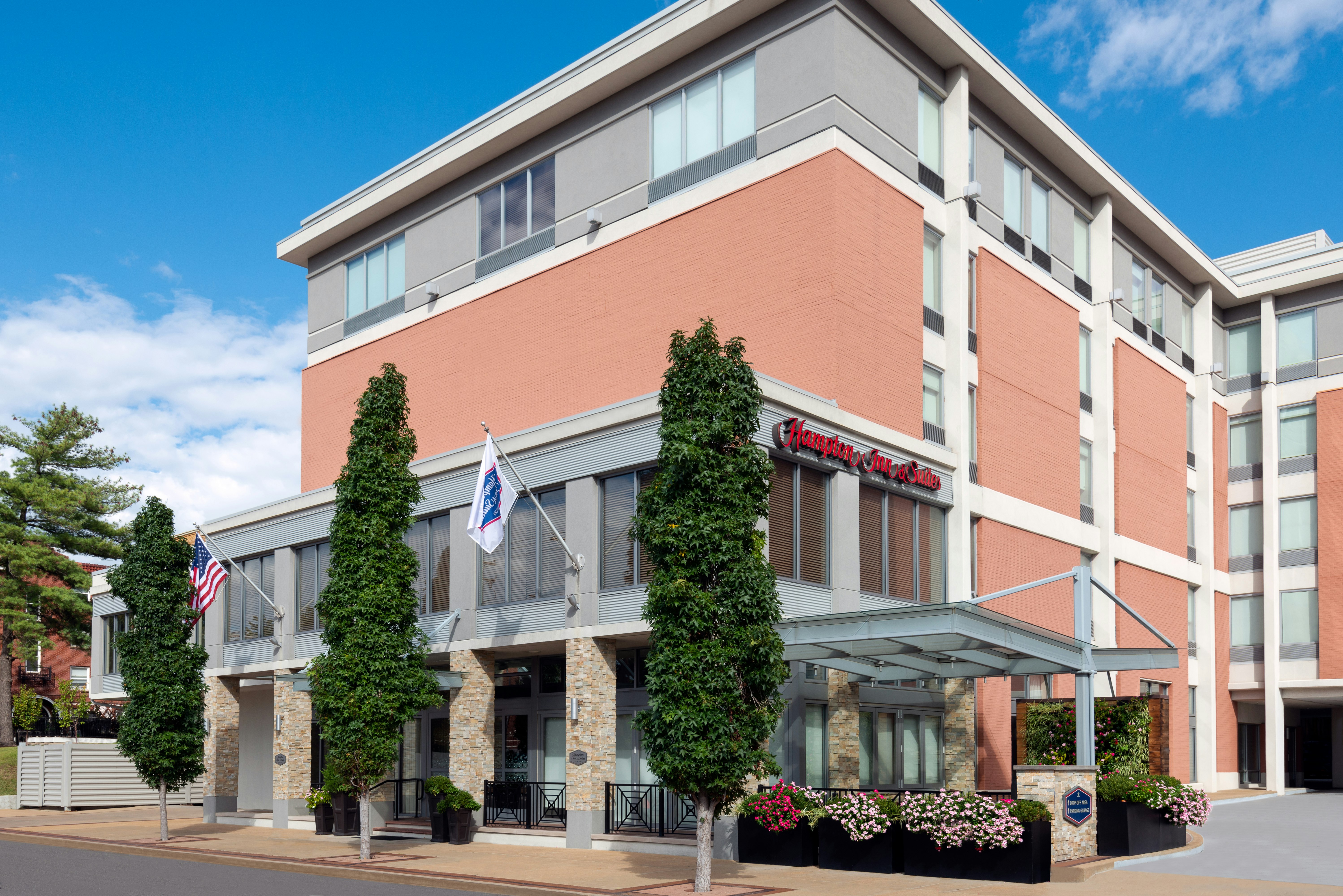 Hampton Inn & Suites Clayton/St Louis-Galleria Area in CLAYTON - MO
