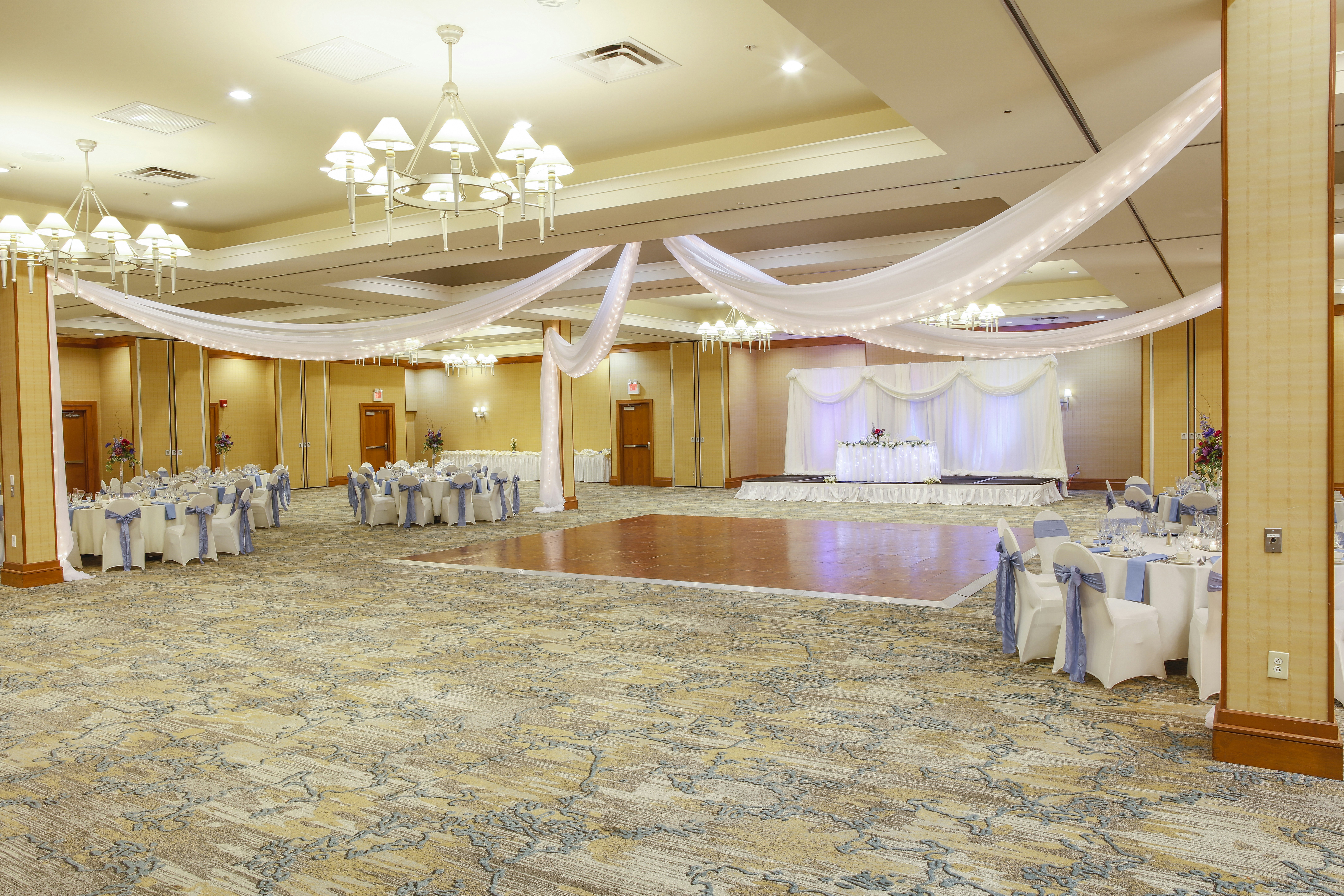 Doubletree By Hilton Hotel Rochester 13/80