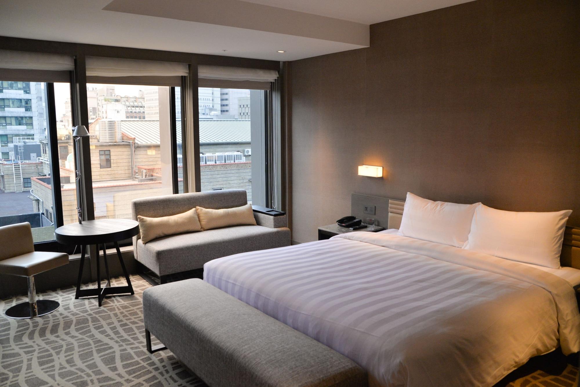 1 Bedroom, Midtown, Suite