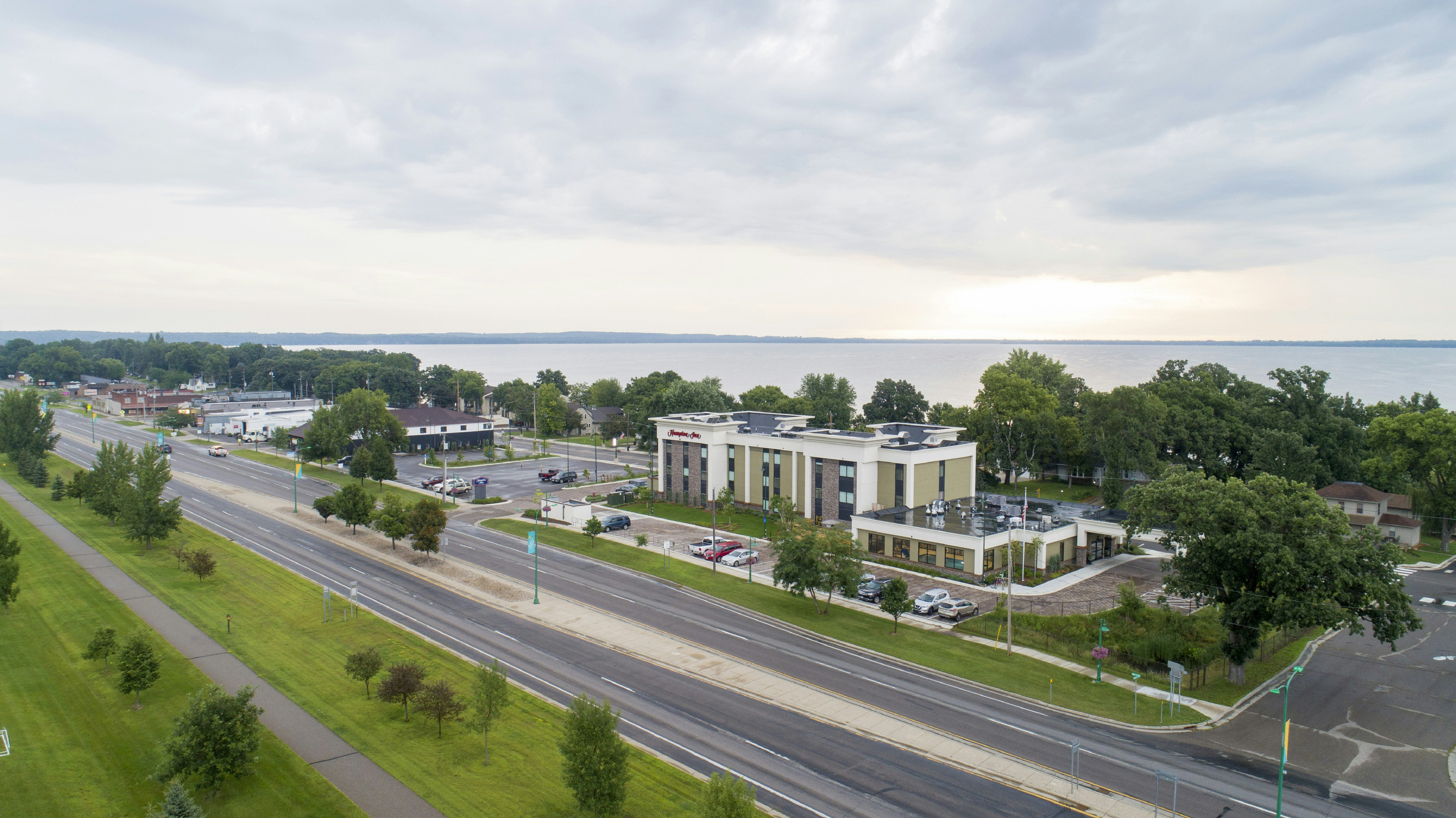 Hampton Inn Spicer Green Lake, MN 10/44
