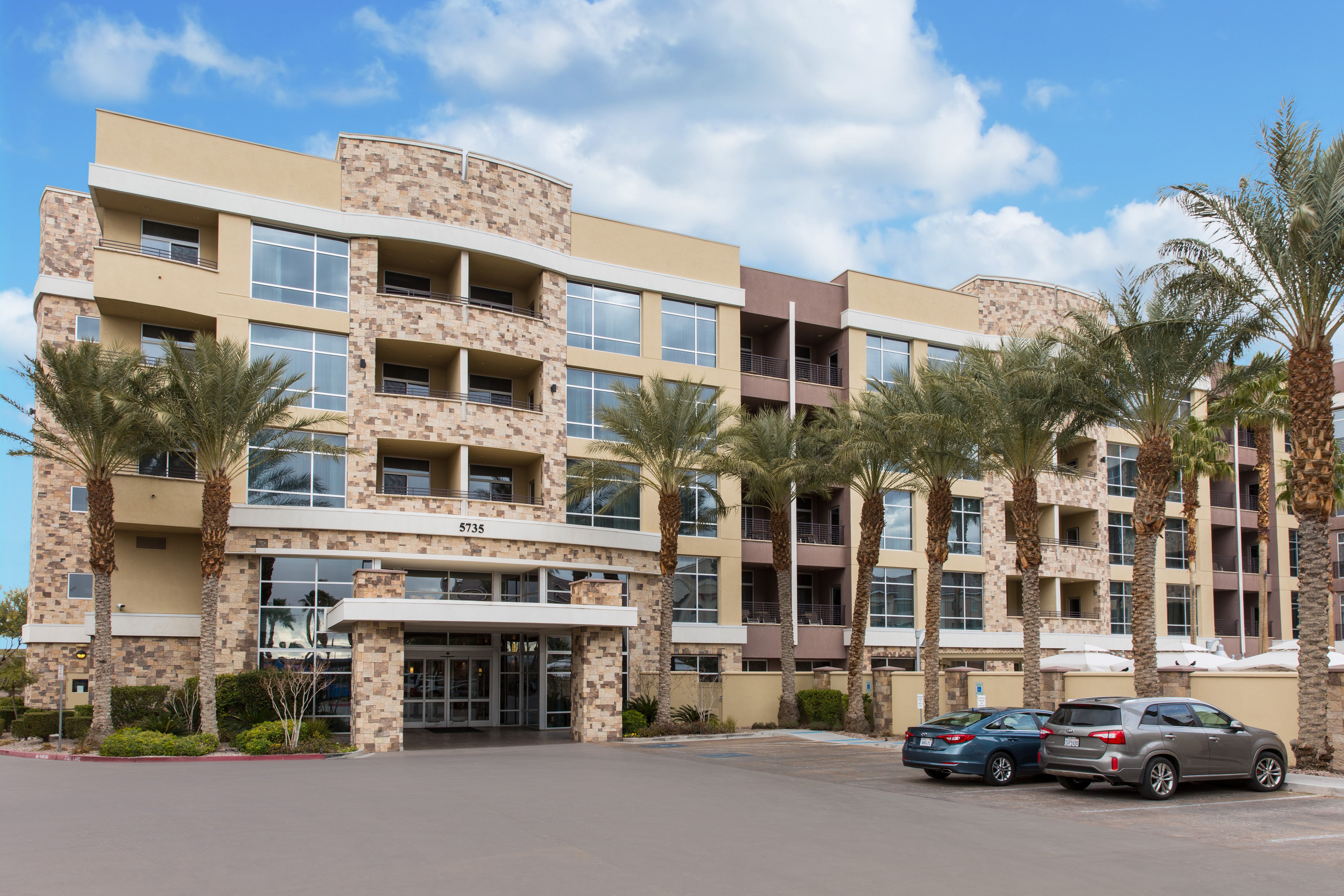 Staybridge Suites Las Vegas 69/81