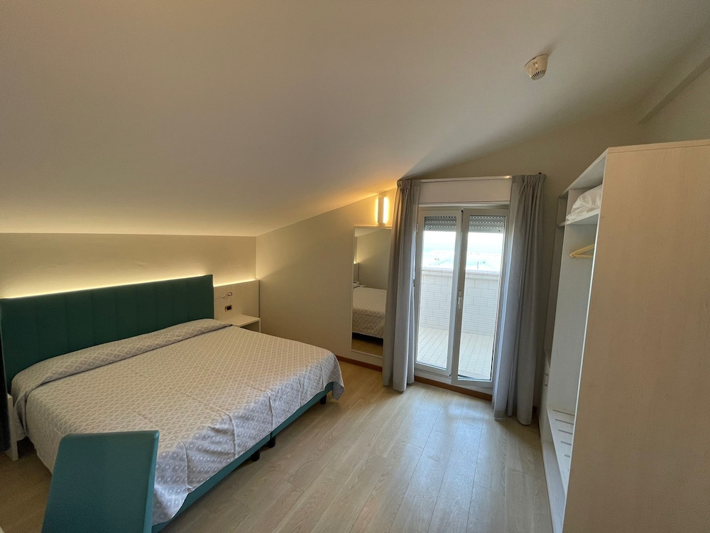 Hotel Corallo 7/39