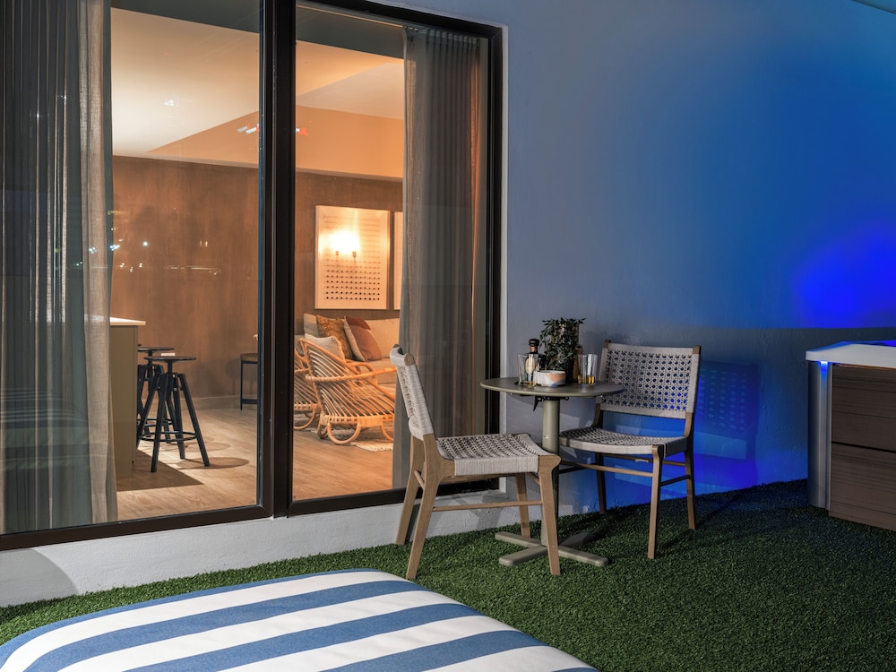 HiBird- Apartment and Suites Hotel 22/50