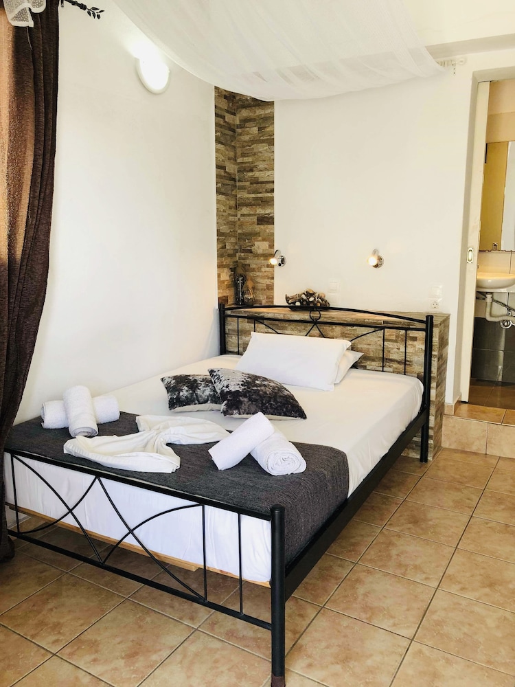 Pension Livadaros 20/71