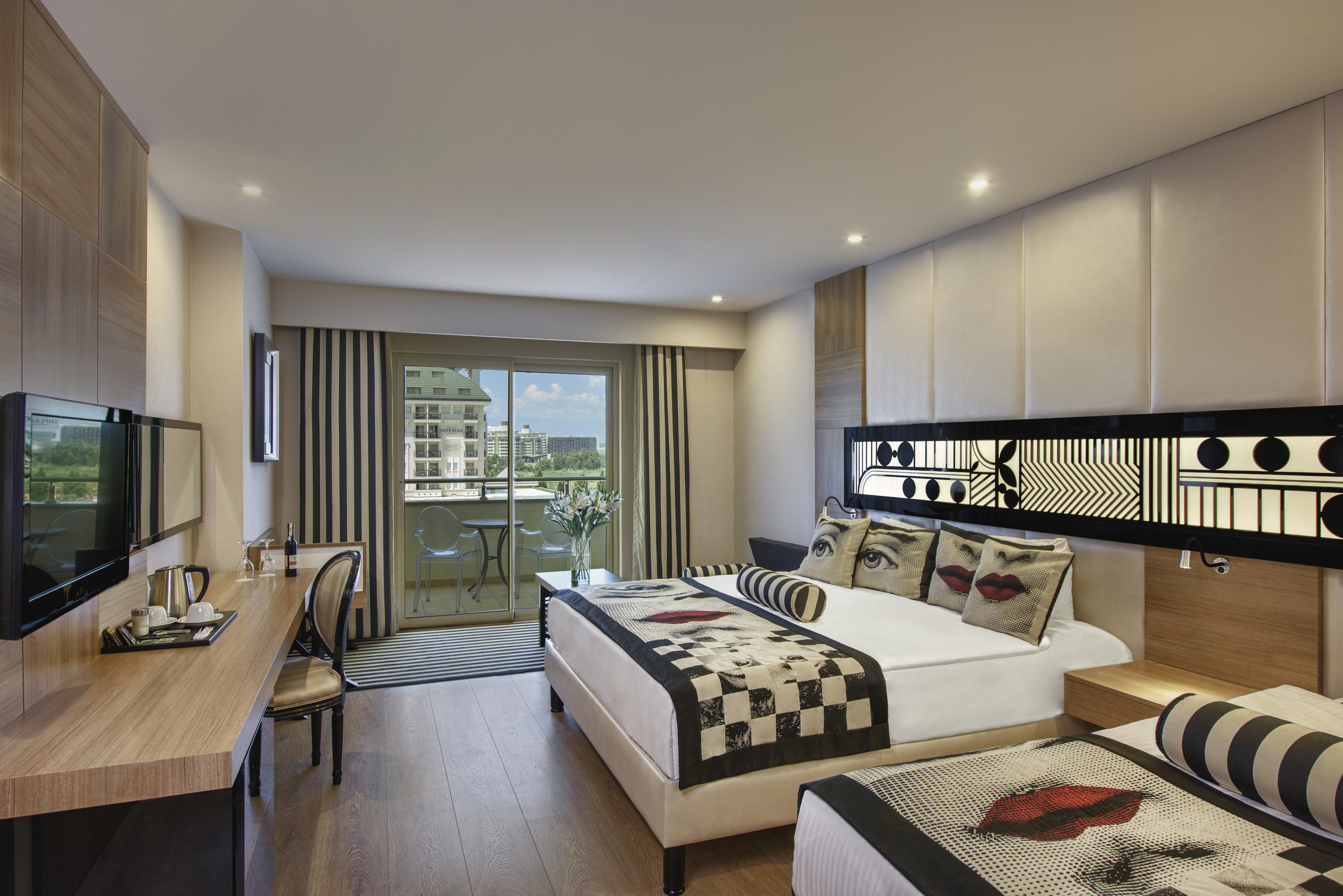Superior, Double Bed, Land View