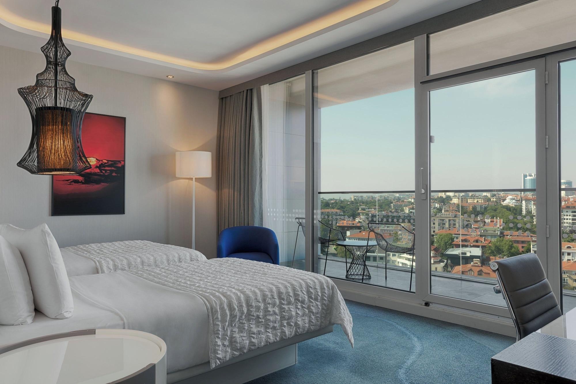 Guest Room, Executive, Twin Beds, Bosphorus View, Balcony, Club Lounge Access