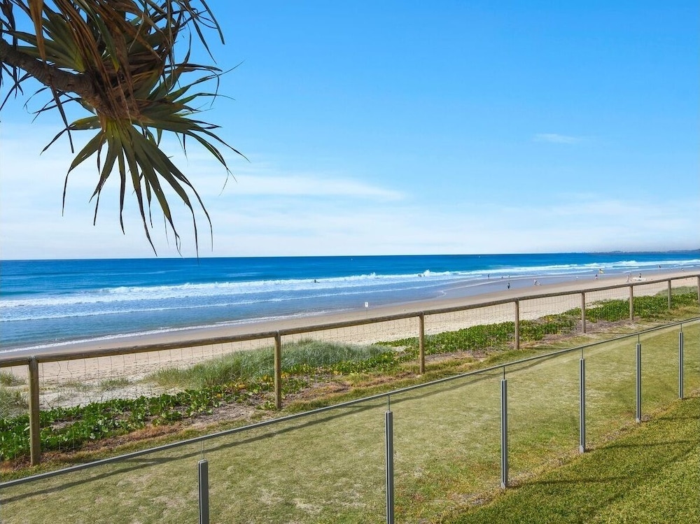 BEACHSIDE TOWER 47/64